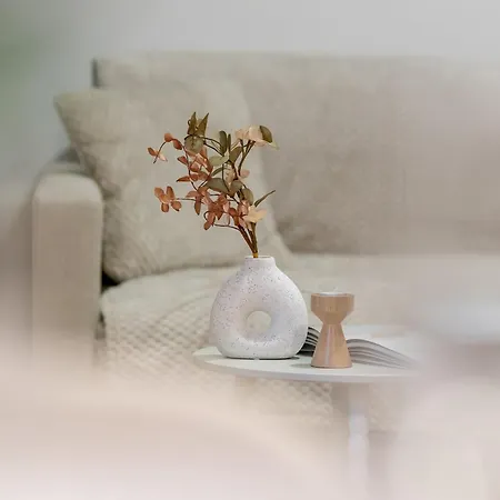 Stylish Near The Old Market Square In By Renters