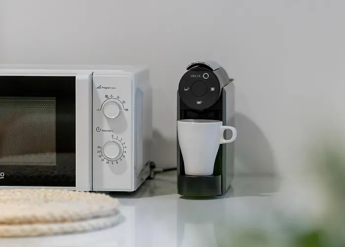 Stylish Near The Old Market Square In By Renters *