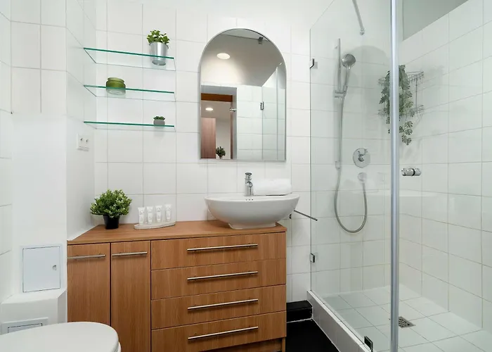 Stylish Near The Old Market Square In By Renters *