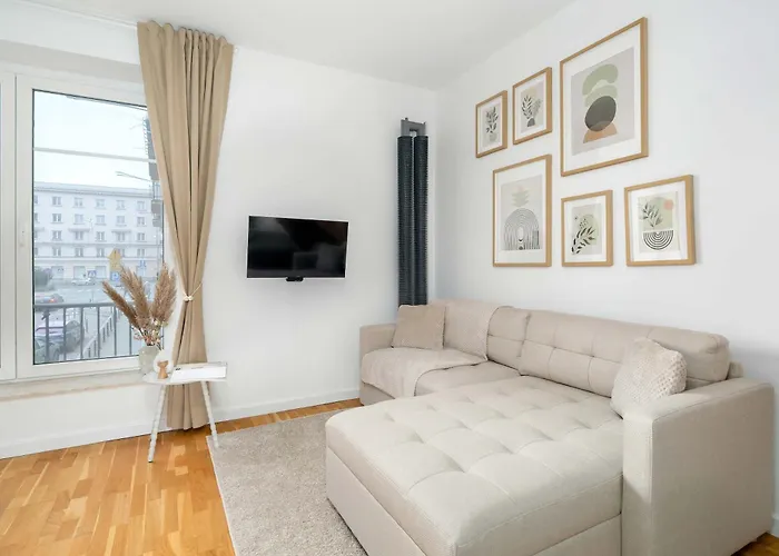 Stylish Near The Old Market Square In By Renters Apartamento